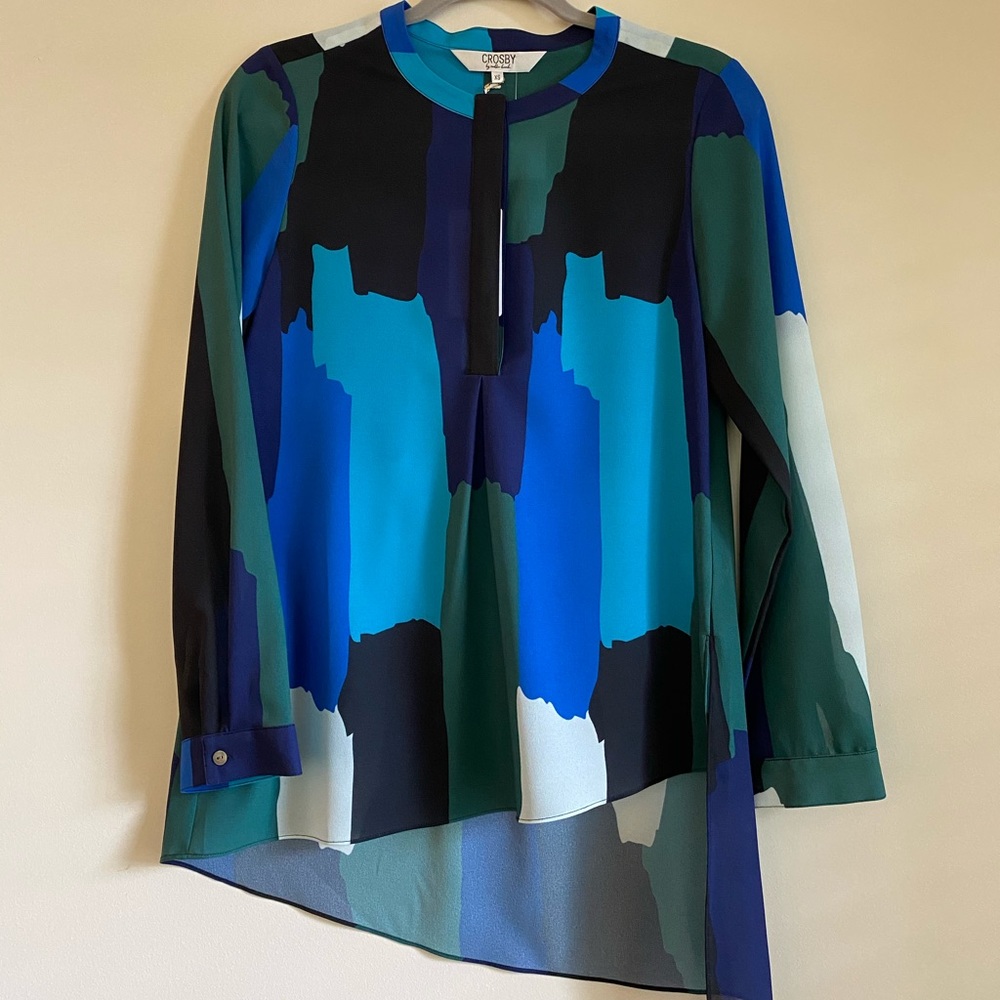 Women’s blouse